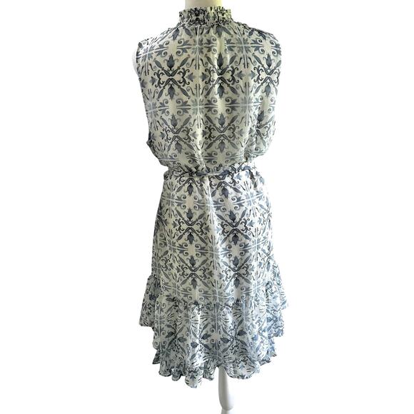 WHBM Blue Floral Dress Size Medium Sleeveless Tiered Resort Romance Style - Picture 8 of 10